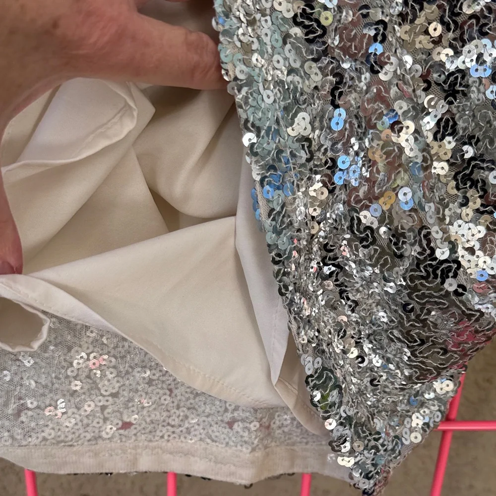 Gorgeous New Silver Sequin Crop Skirt With Cream Lace Trim
